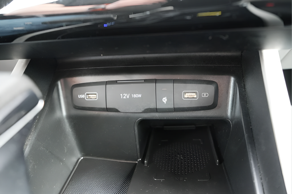 Used 2023 Hyundai Tucson SEL FWD image 32