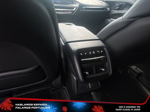 Certified 2025 Cadillac Lyriq Luxury AWD/4WD image 25