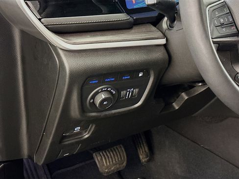 Used 2023 Jeep Grand Cherokee 4WD 4xe image 17