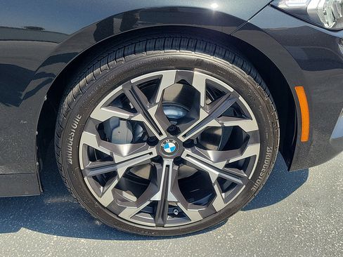 Used 2026 BMW 330i xDrive Sedan w/ Convenience Package AWD/4WD image 5