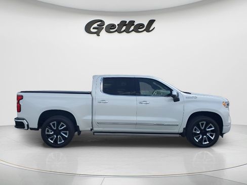 Used 2024 Chevrolet Silverado 1500 High Country w/ High Country Premium Package AWD/4WD image 4