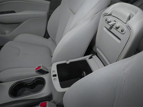 Used 2013 Dodge Dart SXT image 19