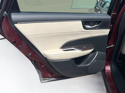 Used 2018 Honda Clarity Touring image 26