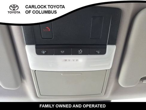 Used 2024 Mitsubishi Outlander SEL AWD/4WD image 31