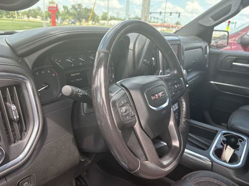Used 2021 GMC Sierra 1500 AT4 w/ AT4 Value Package AWD/4WD image 6