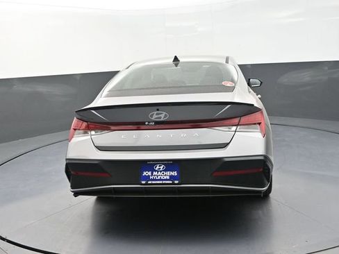 New 2026 Hyundai Elantra SEL Sport Premium FWD image 7