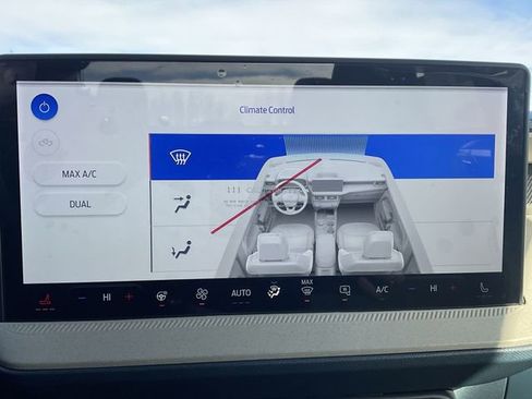 New 2026 Ford Maverick Lariat w/ 4K Tow Package image 19