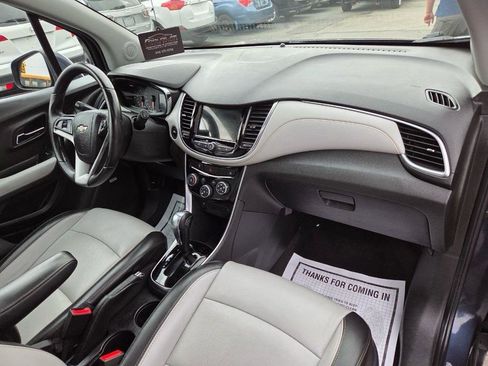 Used 2018 Chevrolet Trax Premier AWD/4WD image 15