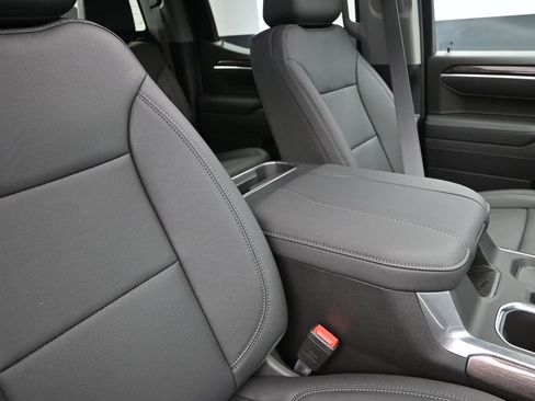 New 2026 Chevrolet Silverado 1500 LTZ w/ LTZ Premium Package image 30