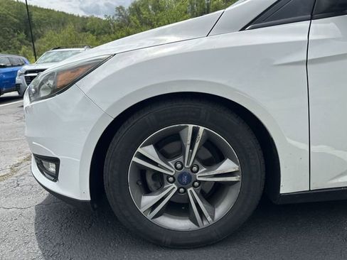 Used 2017 Ford Focus SE FWD image 21
