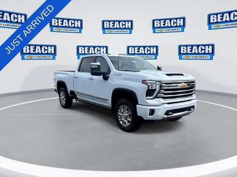New 2026 Chevrolet Silverado 2500 High Country w/ High Country Premium Package AWD/4WD image 2