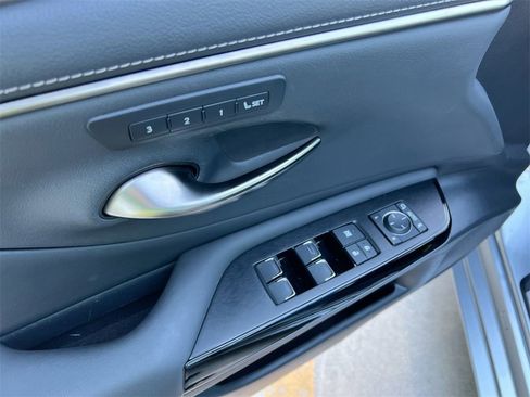 Certified 2023 Lexus ES 350 F Sport image 6