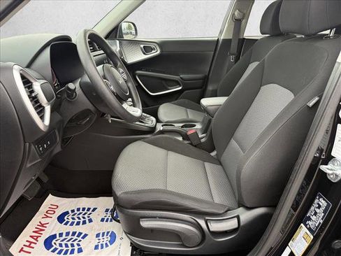 Used 2024 Kia Soul LX w/ Option Group 015 image 10