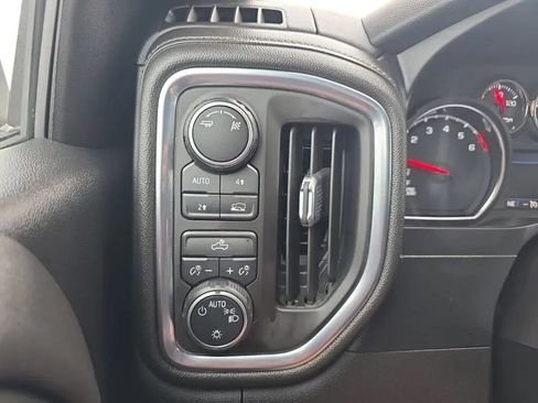 Used 2019 Chevrolet Silverado 1500 LT w/ Work Truck Package AWD/4WD image 27