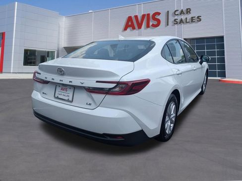 Used 2025 Toyota Camry LE FWD image 6