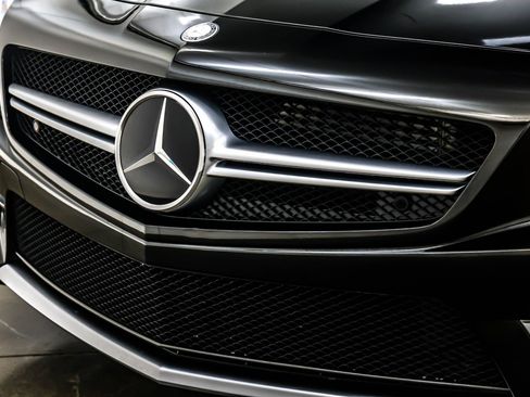 Used 2013 Mercedes-Benz SL 63 AMG w/ Premium Pkg image 13