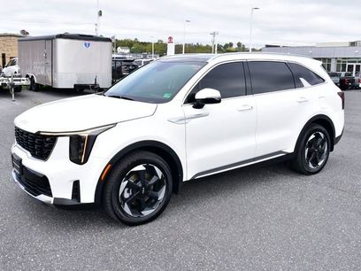 Certified 2025 Kia Sorento EX w/ EX Panoramic Sunroof Package
