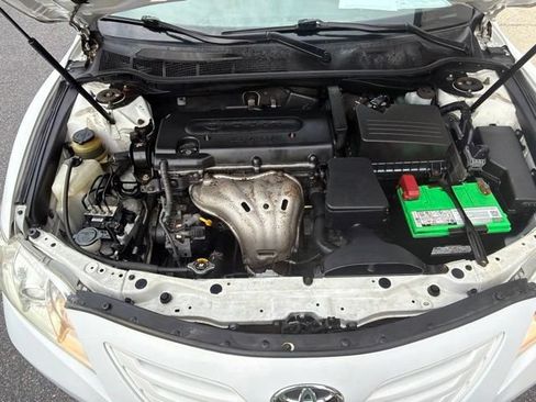 Used 2009 Toyota Camry LE FWD image 15
