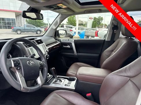 Used 2020 Toyota 4Runner Limited AWD/4WD image 7