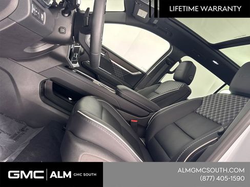 New 2026 GMC Acadia Denali w/ Super Cruise Package image 37