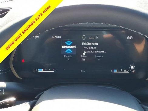 New 2025 Jeep Grand Cherokee Altitude image 12