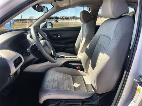Used 2025 Honda HR-V LX image 11