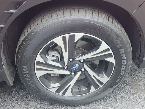 Certified 2025 Subaru Crosstrek 2.5i Premium AWD/4WD image 28