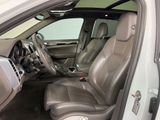 Used 2016 Porsche Cayenne image 5