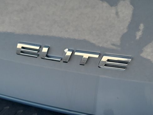 Used 2025 Honda Odyssey Elite image 9