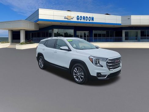 Used 2024 GMC Terrain SLT w/ LPO, Floor Liner Package AWD/4WD image 7