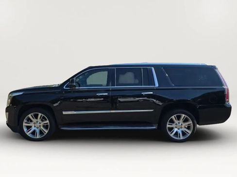 Used 2016 Cadillac Escalade ESV Luxury AWD/4WD image 5