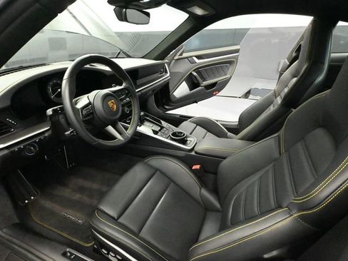 Used 2022 Porsche 911 Turbo S image 28