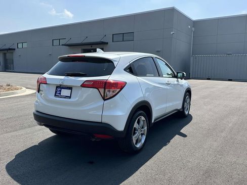 Used 2016 Honda HR-V EX image 26