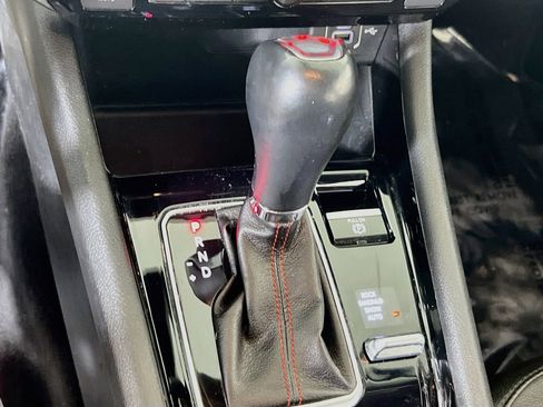 Used 2022 Jeep Compass Trailhawk image 16