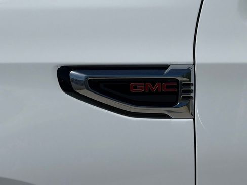 Used 2026 GMC Yukon XL Denali w/ Sun & Power Step Package AWD/4WD image 46