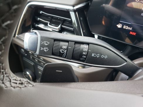 New 2026 Chevrolet Suburban LT w/ Comfort Package RWD image 22
