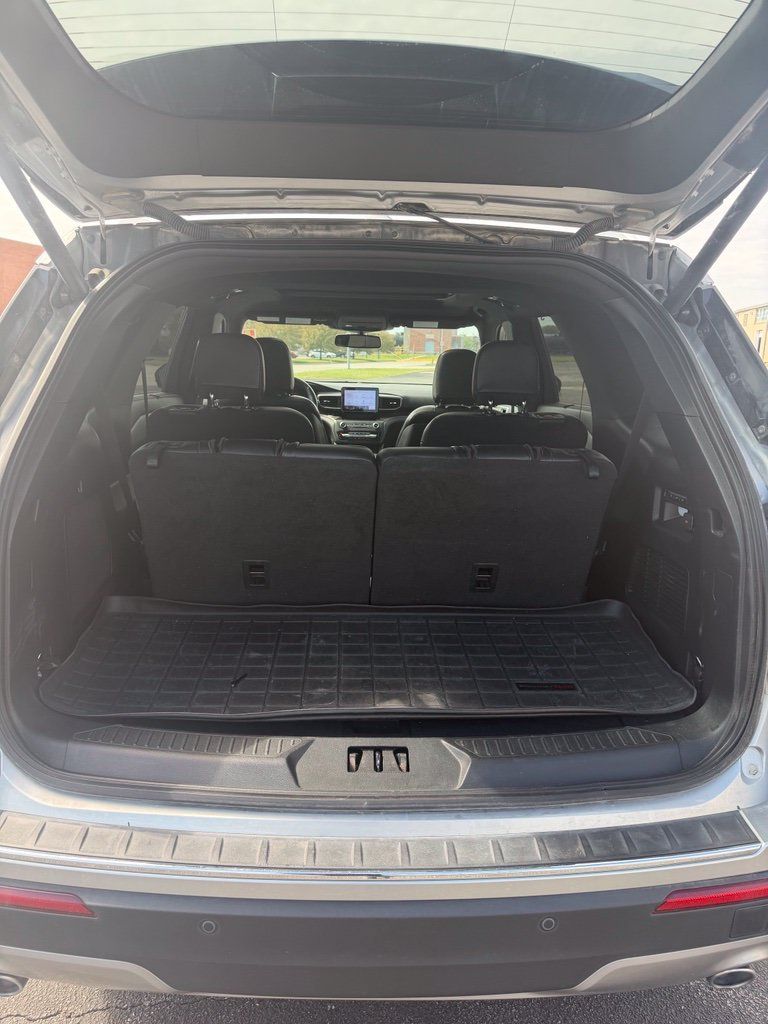 Used 2020 Ford Explorer Limited AWD/4WD image 15