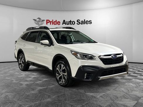 Used 2020 Subaru Outback Limited XT w/ Popular Package #2 AWD/4WD image 3