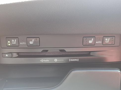 Used 2022 Lexus ES 350 F Sport w/ Accessory Package 2 FWD image 10