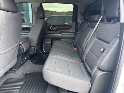 Used 2023 GMC Sierra 1500 Elevation image 11