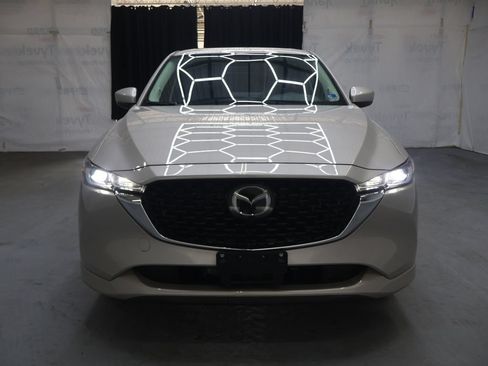 Used 2025 MAZDA CX-5 AWD 2.5 S w/ Preferred Package image 2