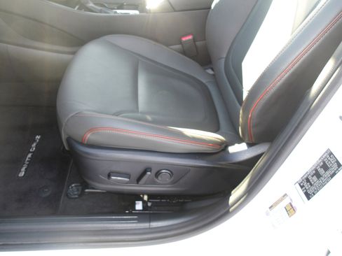 Certified 2023 Hyundai Santa Cruz Limited w/ Cargo Package image 13