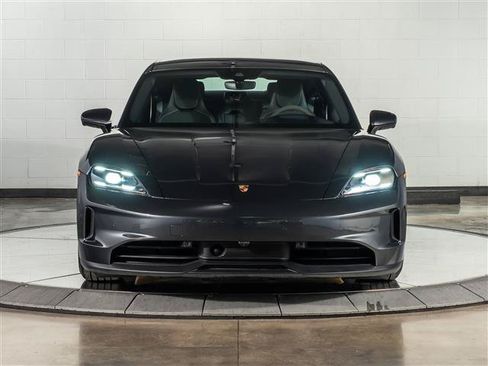 Used 2025 Porsche Taycan 4S AWD/4WD image 6