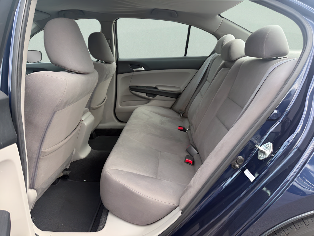 Used 2011 Honda Accord LX-P image 11