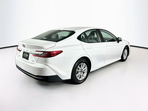 Used 2025 Toyota Camry LE FWD image 9