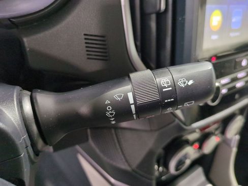 Used 2022 Subaru Forester Limited image 31