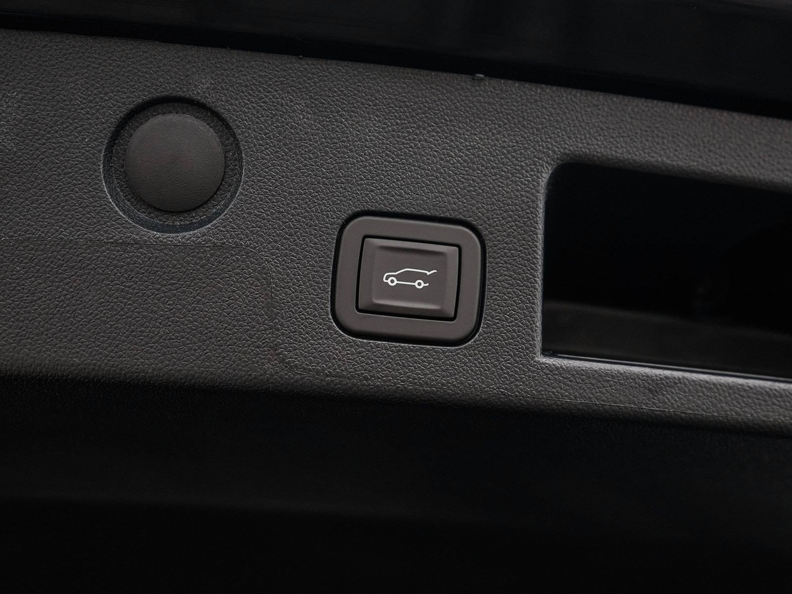 New 2027 GMC Terrain AT4 w/ Convenience Package III AWD/4WD image 9