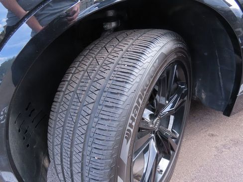 Used 2022 Audi Q8 Premium Plus image 14