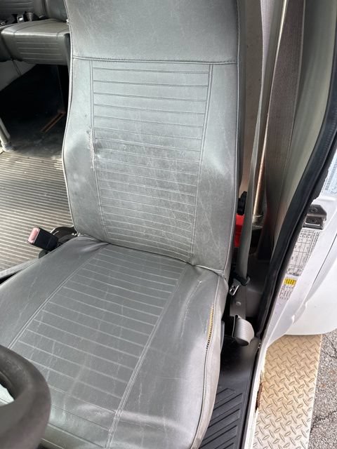 Used 2008 Ford E-350 and Econoline 350 Super Duty RWD image 10