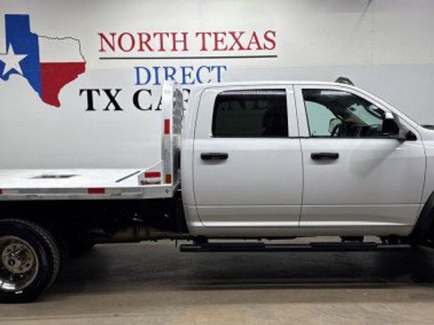 Used 2020 RAM 5500 Tradesman w/ Chrome Appearance Group image 4